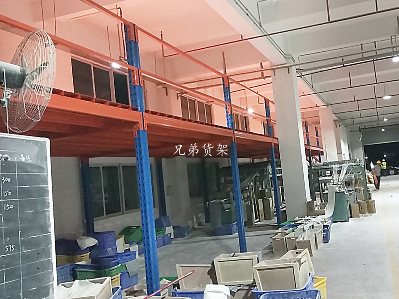 汽車(chē)倉(cāng)庫(kù)貨架 汽車(chē)倉(cāng)庫(kù)貨架