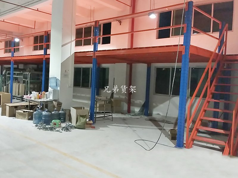 汽車(chē)倉(cāng)庫(kù)貨架 汽車(chē)倉(cāng)庫(kù)貨架
